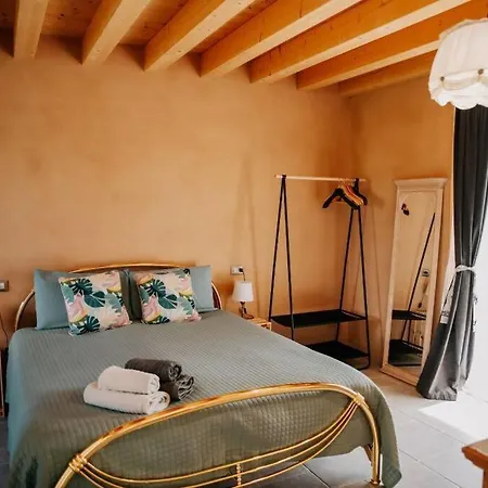 Country Apartment, Near Bardolino And Lazise Apartamento *