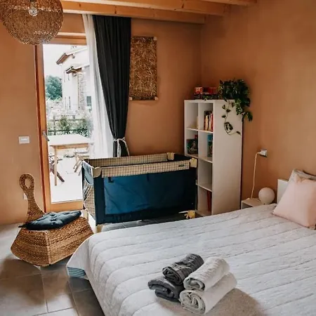 Country Apartment, Near Bardolino And Lazise Apartamento