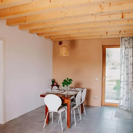 Country Apartment, Near Bardolino And Lazise * Calmasino