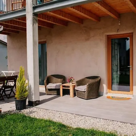 Country Apartment, Near Bardolino And Lazise Apartamento *